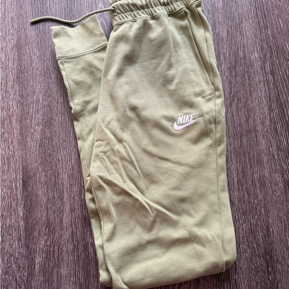 Nike Olive Green Joggers XS NWOT
